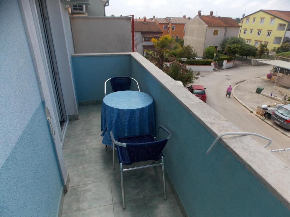 Hanifa Apartmani Ровінь Екстер'єр фото